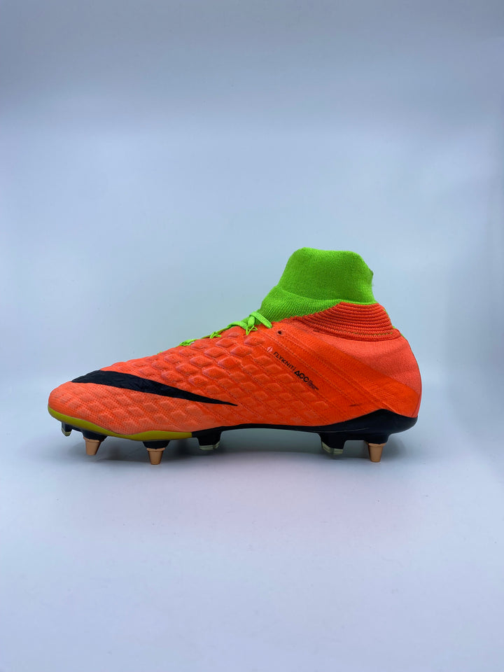 Nike Hypervenom Phantom 3 - Size 44