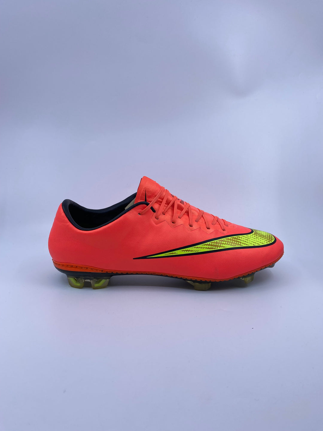 Nike Mercurial Vapor 11 - Size 43