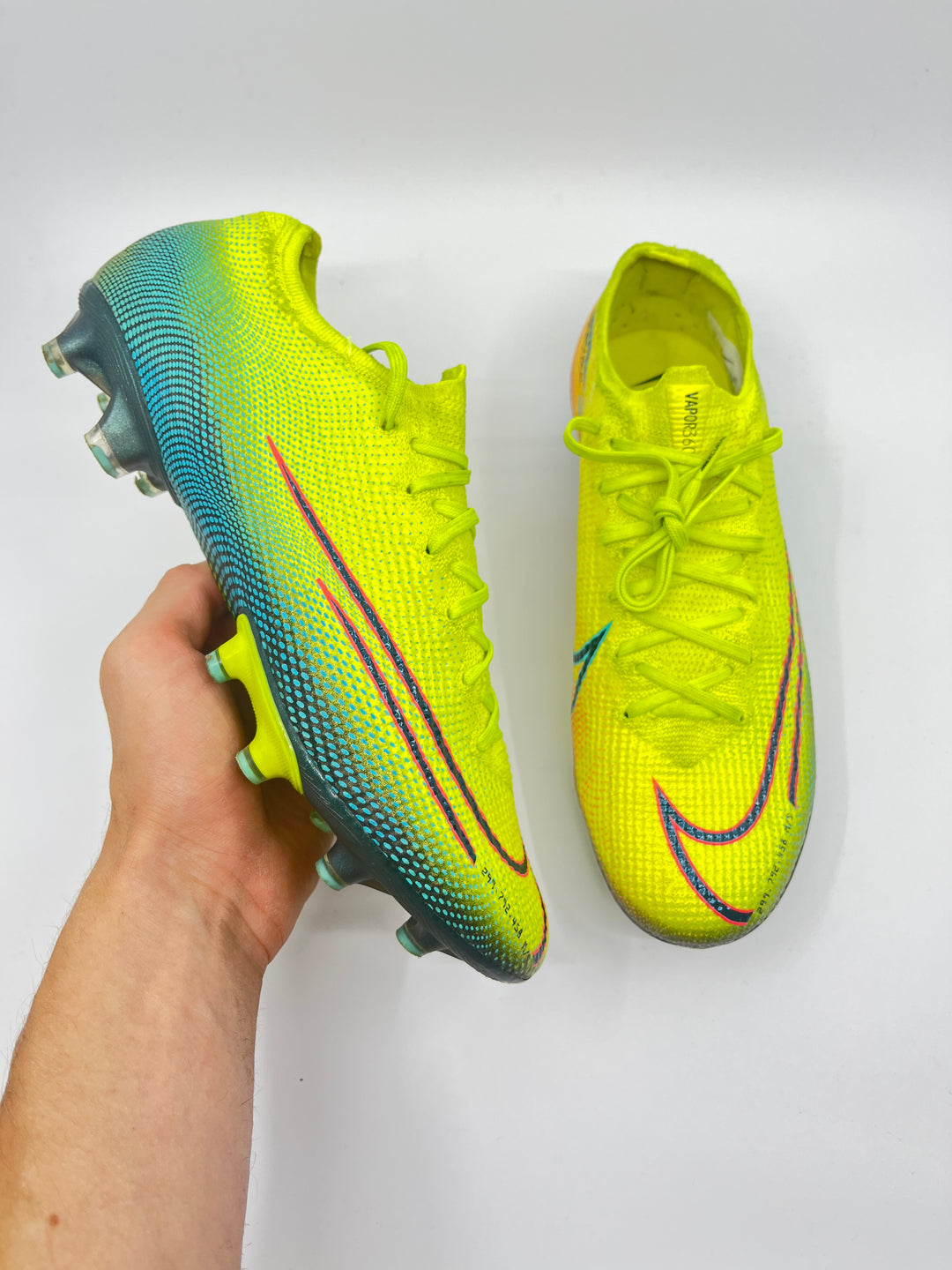 Nike Mercurial Vapor 13 DS - Size 41