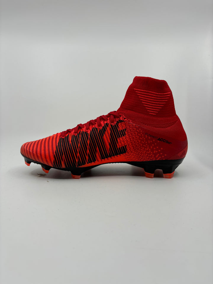 Nike Mercurial Superfly 5 - Size 41
