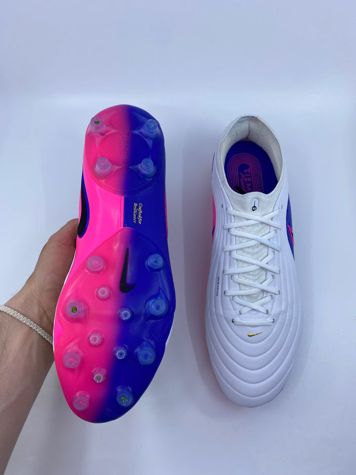 Nike Tiempo Maestro - Size 43