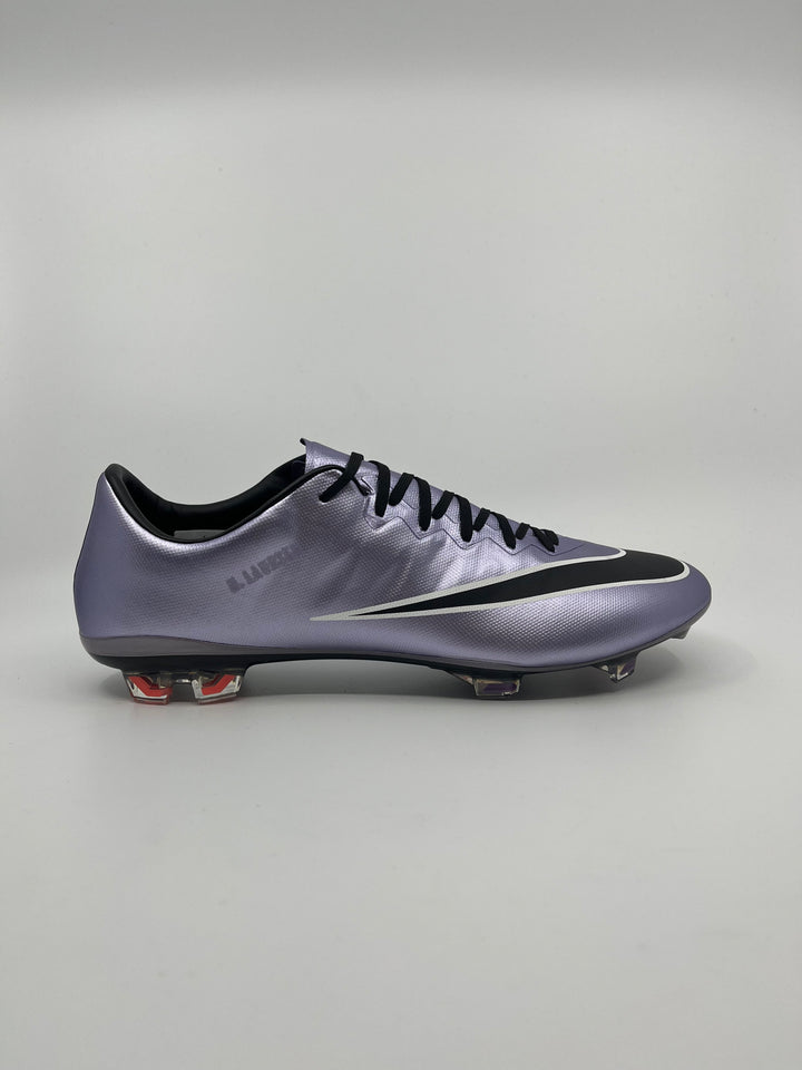 Nike Mercurial Vapor 10 - Size 45
