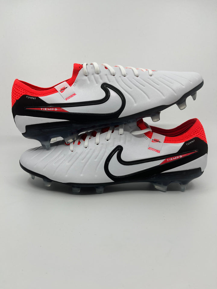 Nike Tiempo Legend 10 - size 43