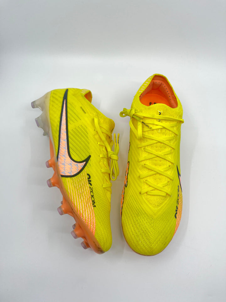 Nike Mercurial Vapor 15 - Size 41