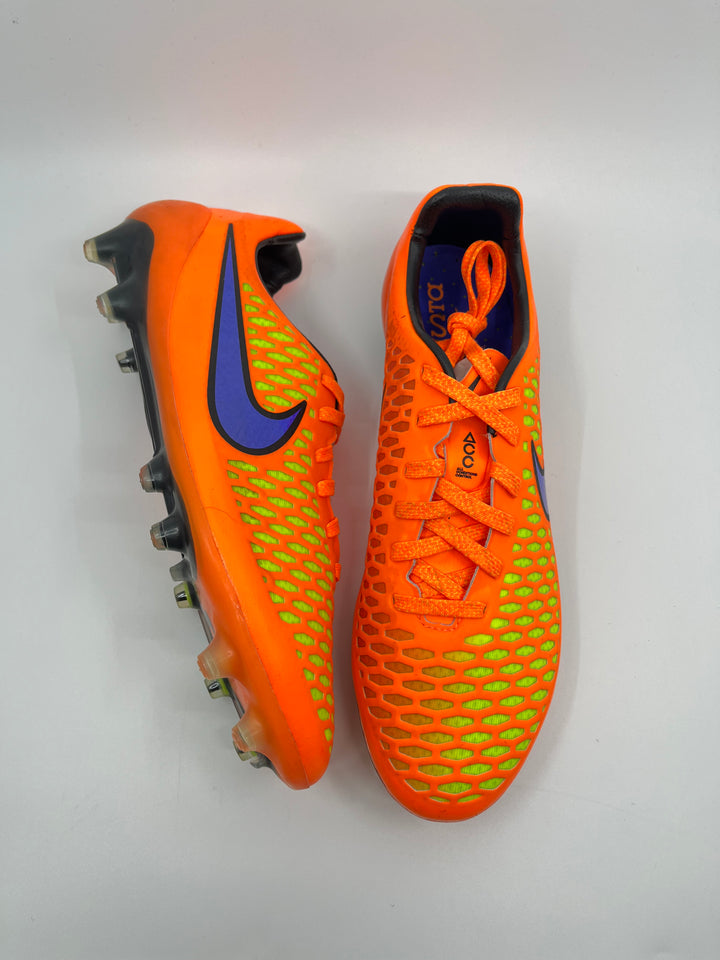 MAGISTA OPUS - SIZE 42,5
