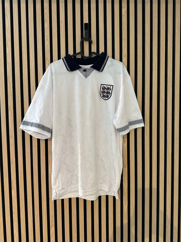 England | Size M