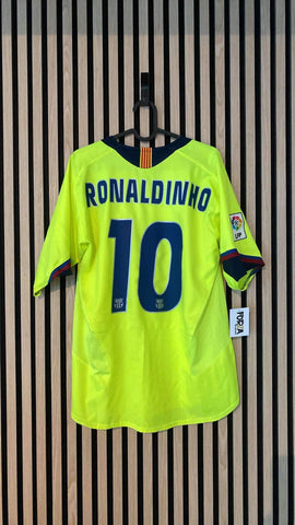 Barcelona 05/06 | Ronaldinho - Size M