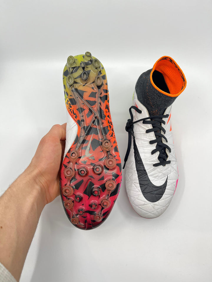 Nike Hypervenom Phinish DF - Size 43