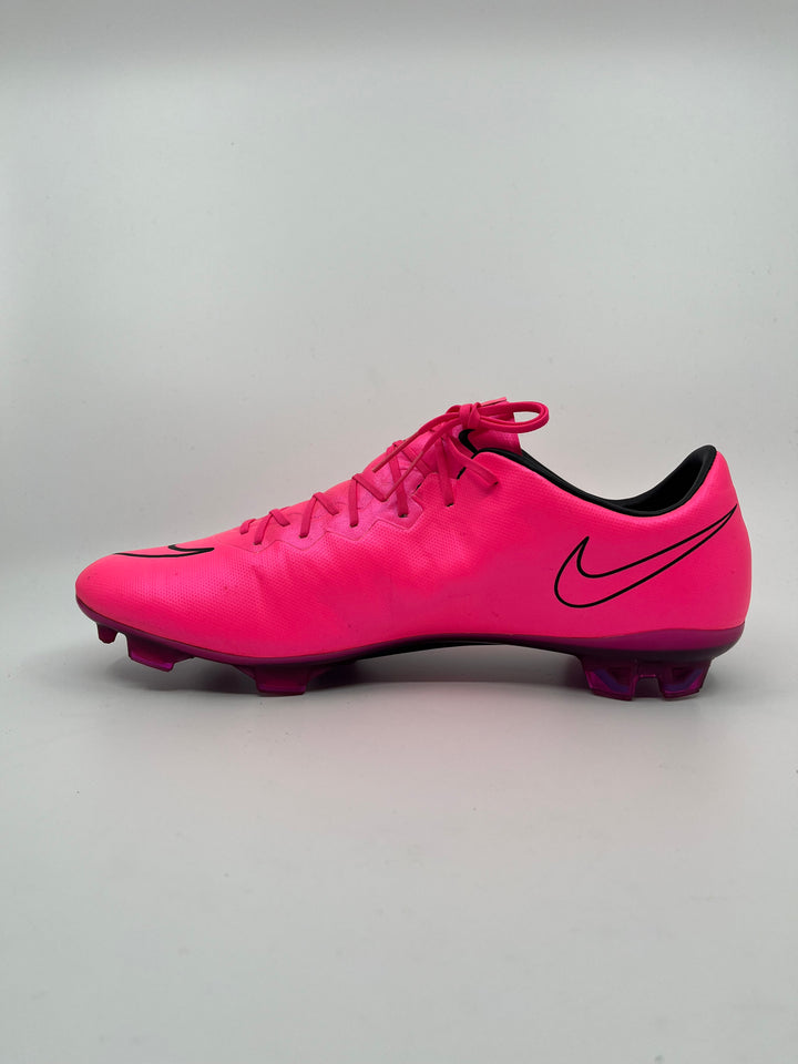 Nike Mercurial Vapor 10 - Size 45