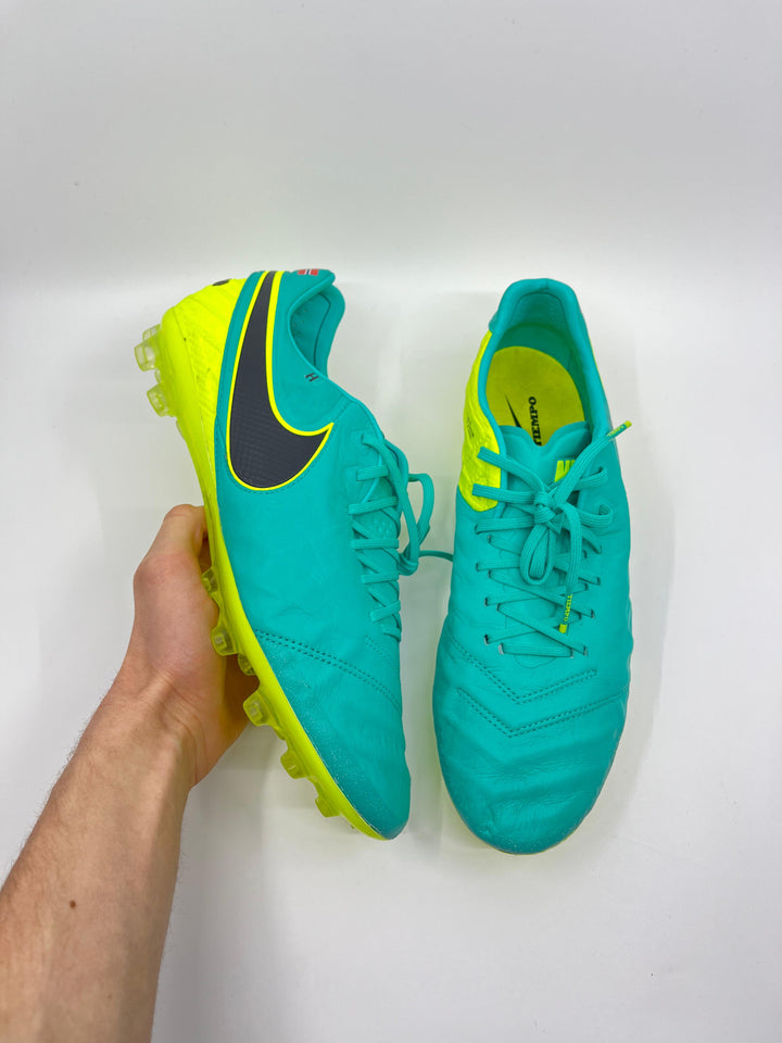 Nike Tiempo Legend 6 - Size 44.5