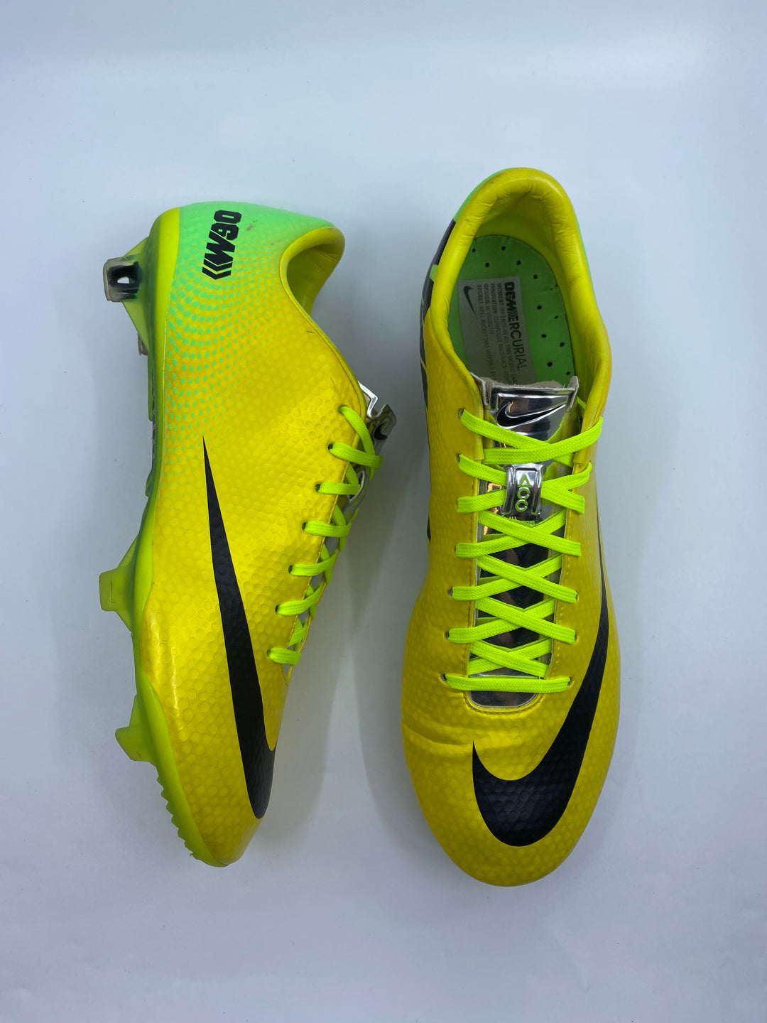 Nike Mercurial Vapor IX - Size 40.5