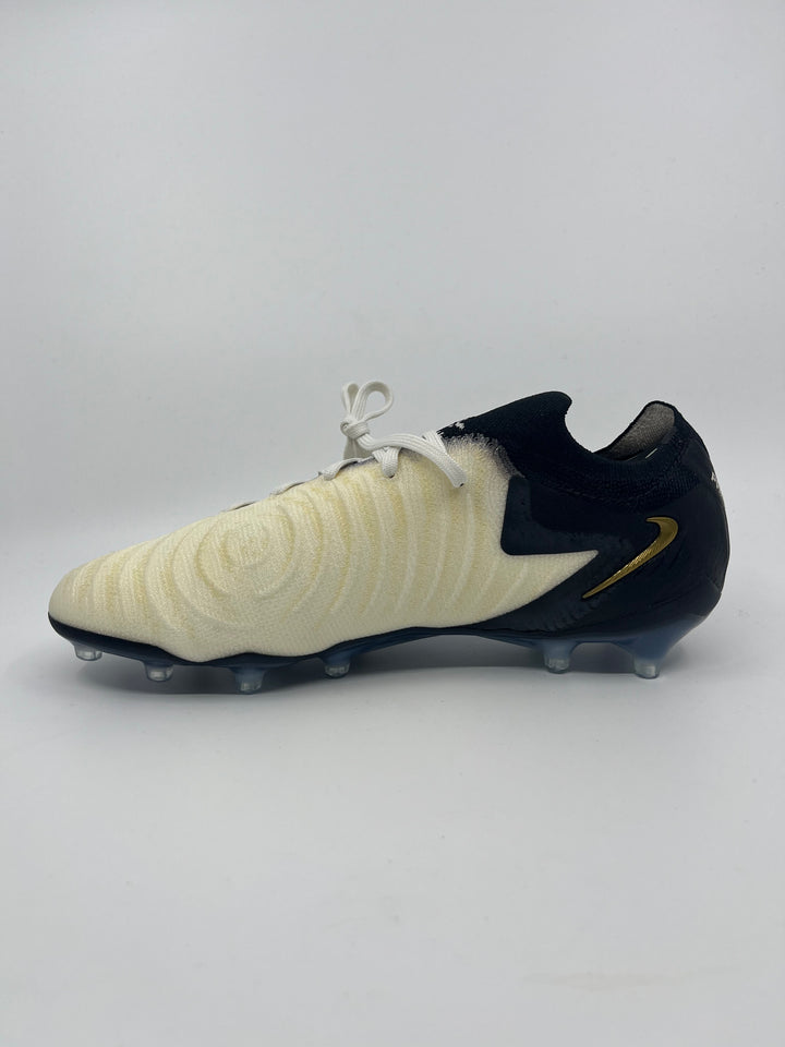 Nike Phantom GX 2 - Size 42