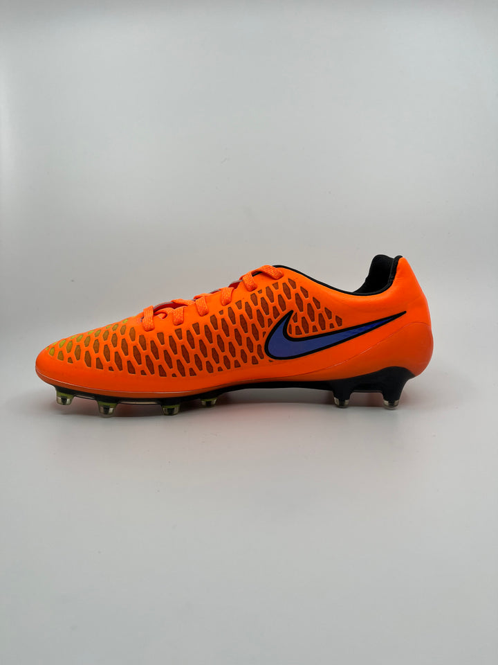 MAGISTA OPUS - SIZE 42,5