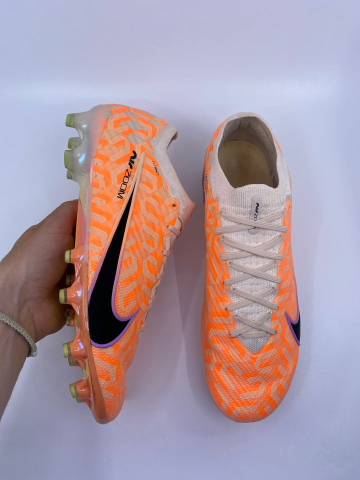 Nike Mercurial Vapor 15 - Size 42.5