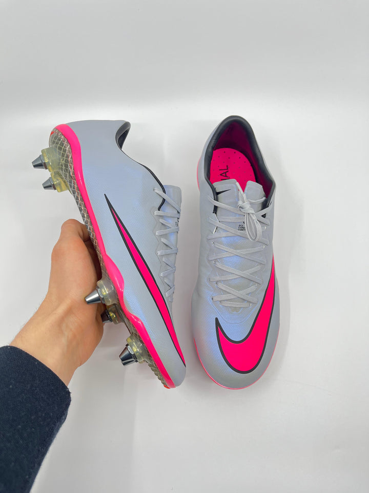 Nike Mercurial Vapor X - Size 40