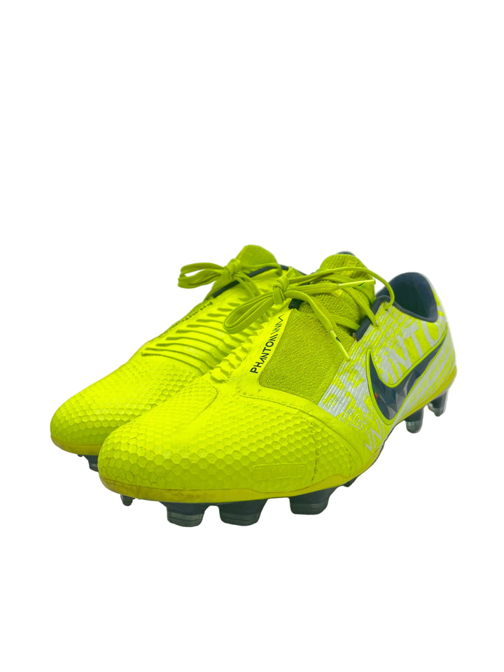 Nike Phantom Venom - Size 43