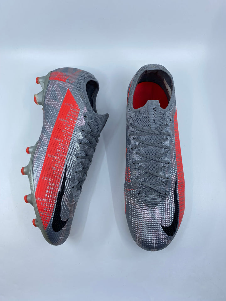 Nike Mercurial Vapor 13 - Size 43