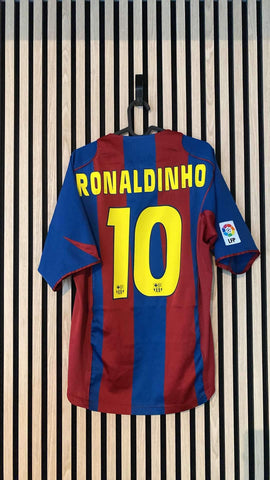 Barcelona 04/05 | Ronaldinho - Size M