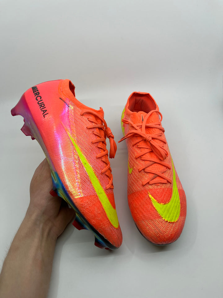 Nike Mercurial Vapor 16 Cosmic Speed Limited Edition - Size 44