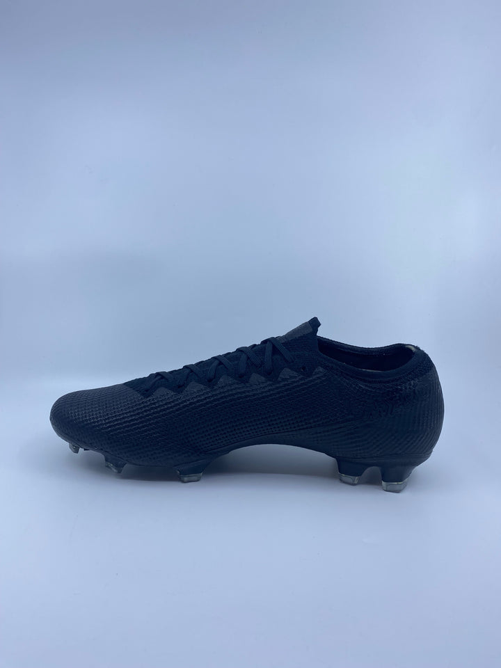 Nike Mercurial Vapor 13 - Size 44.5