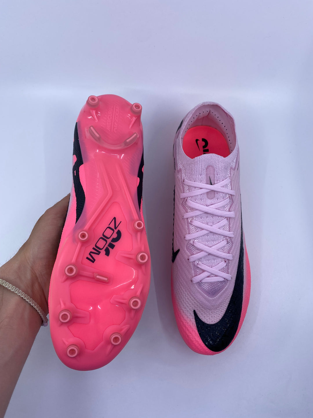 Nike Mercurial Vapor 15 - Size 42