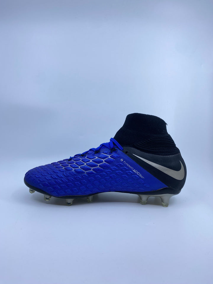 Nike Hypervenom Phantom 3 - Size 40.5