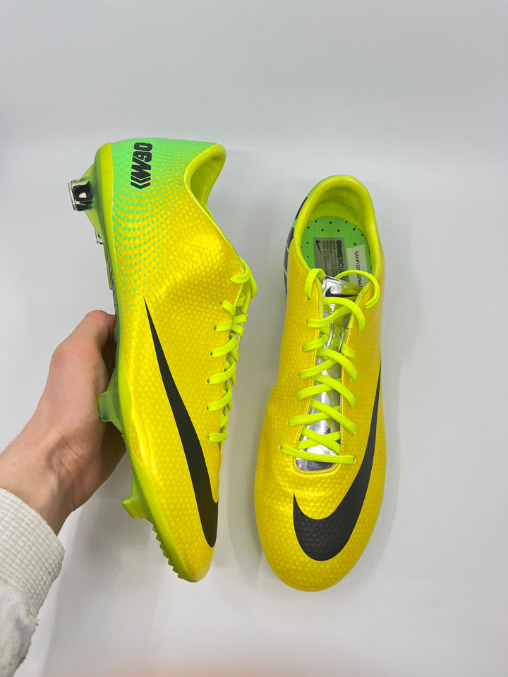 Nike Mercurial Vapor 9 - Size 46
