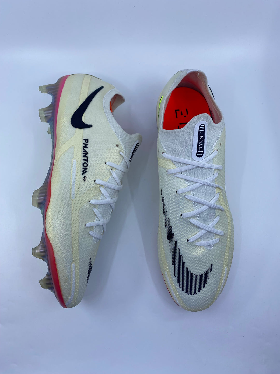 Nike Phantom GT - Size 42.5
