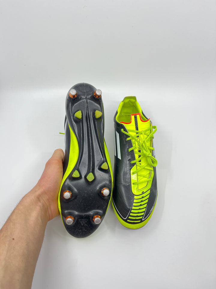 ADIDAS F50 ADIZERO - SIZE 42