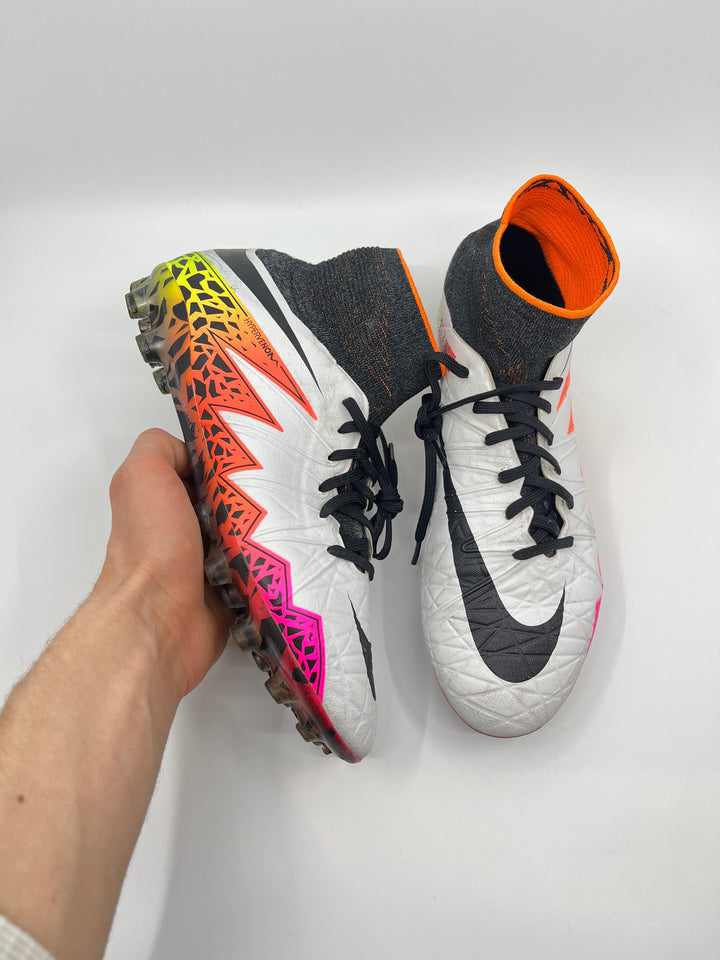 Nike Hypervenom Phinish DF - Size 43