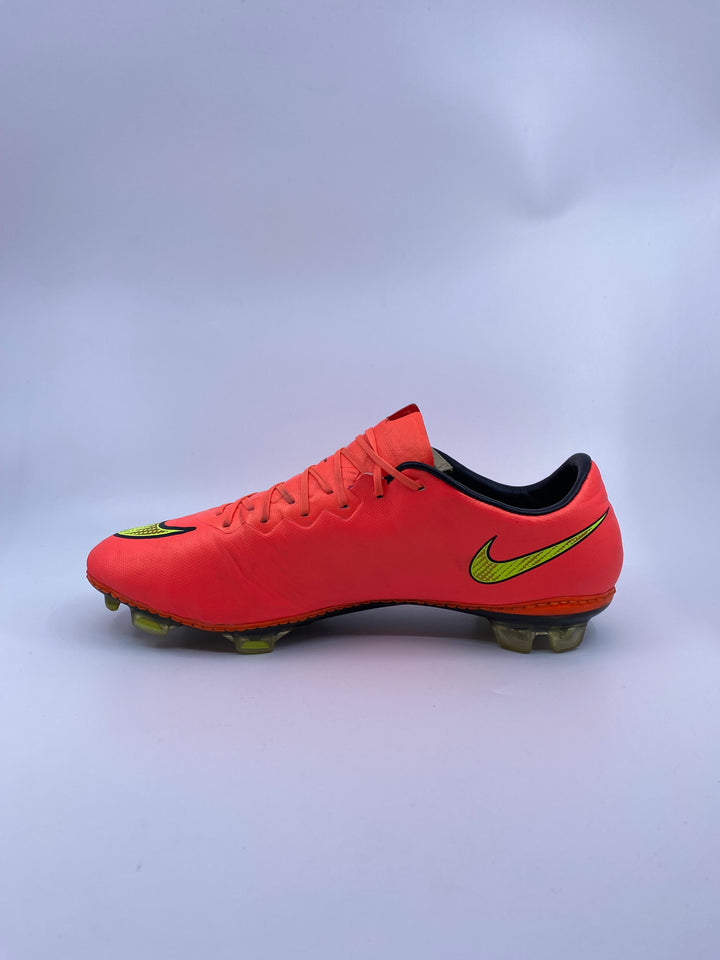 Nike Mercurial Vapor 11 - Size 43