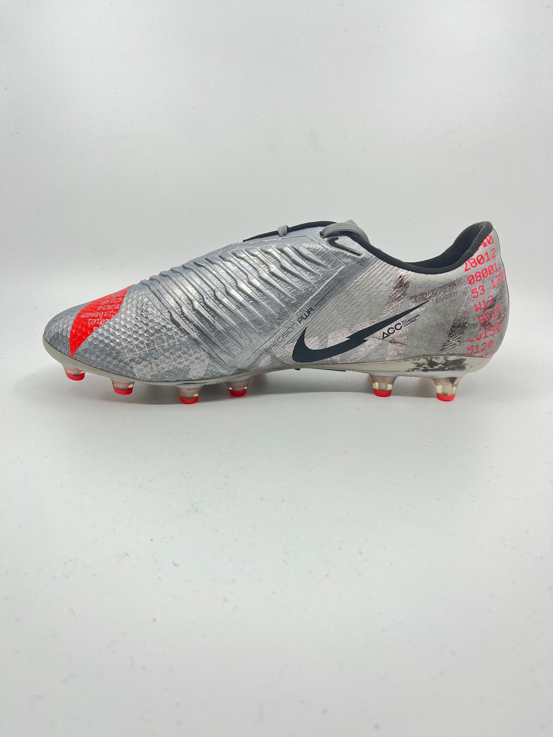 Nike Phantom Venom - Size 44.5