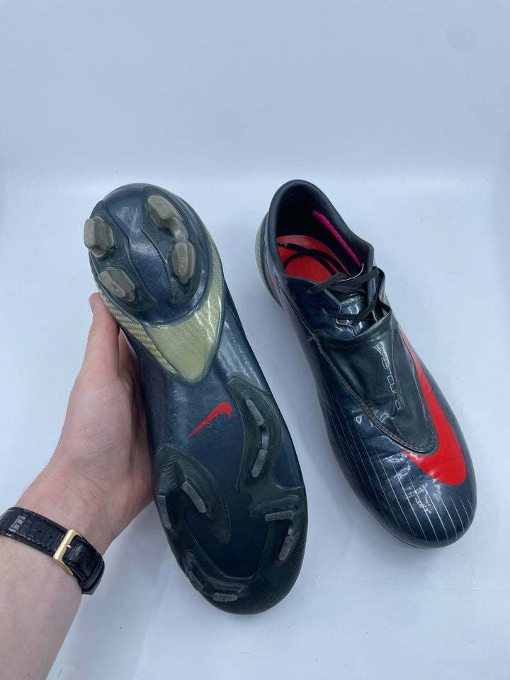 Nike Mercurial Vapor IV - Size 43