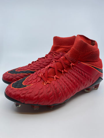 Nike hypervenom phantom outlet 3 size 6.5