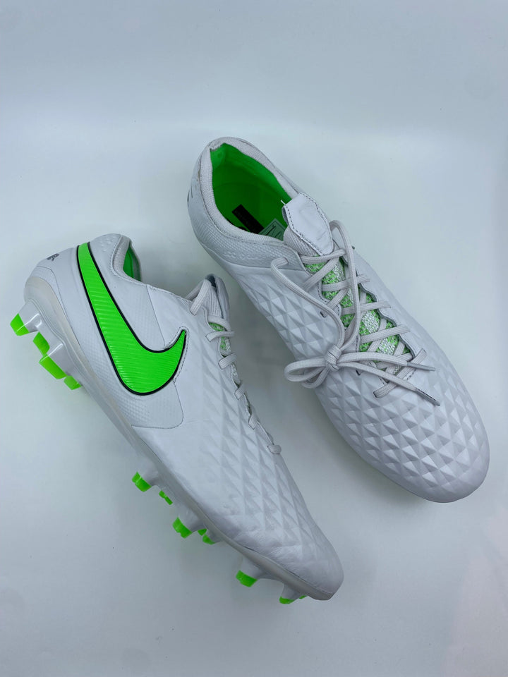 Nike Tiempo Legend 8 - Size 44
