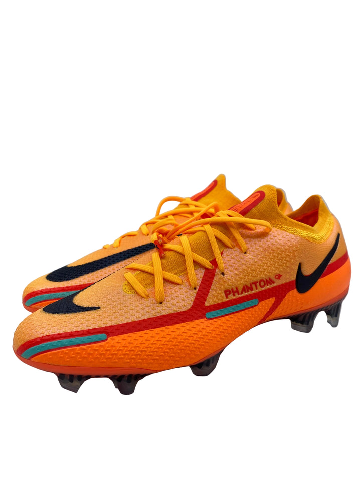 Nike Phantom GT 2 Elite - Size 44.5